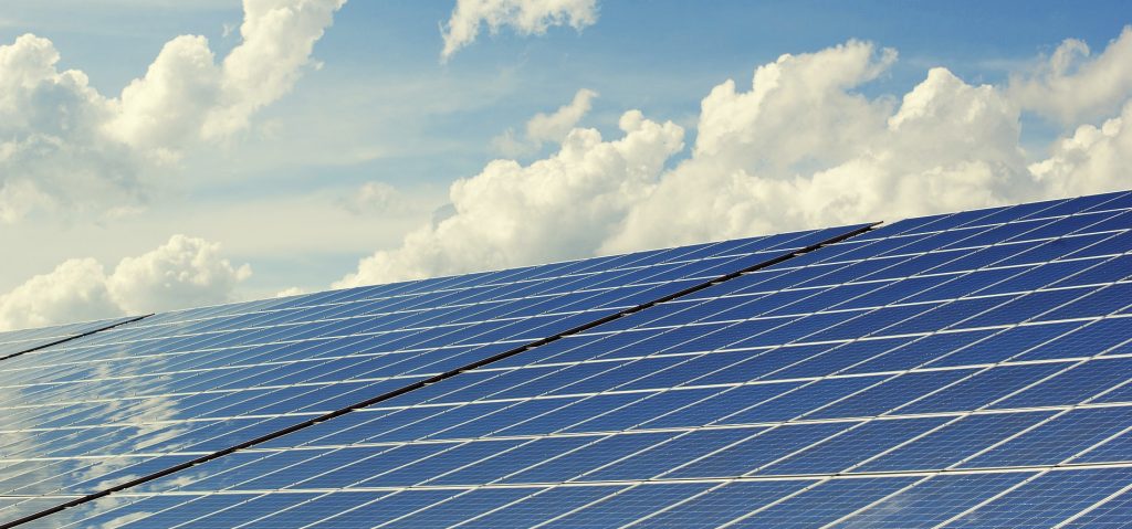 découvrez les démarches nécessaires pour installer des panneaux photovoltaïques. informez-vous sur les étapes clés, les aides financières, et comment bénéficier de l'énergie solaire pour réduire votre empreinte carbone et vos factures d'électricité.