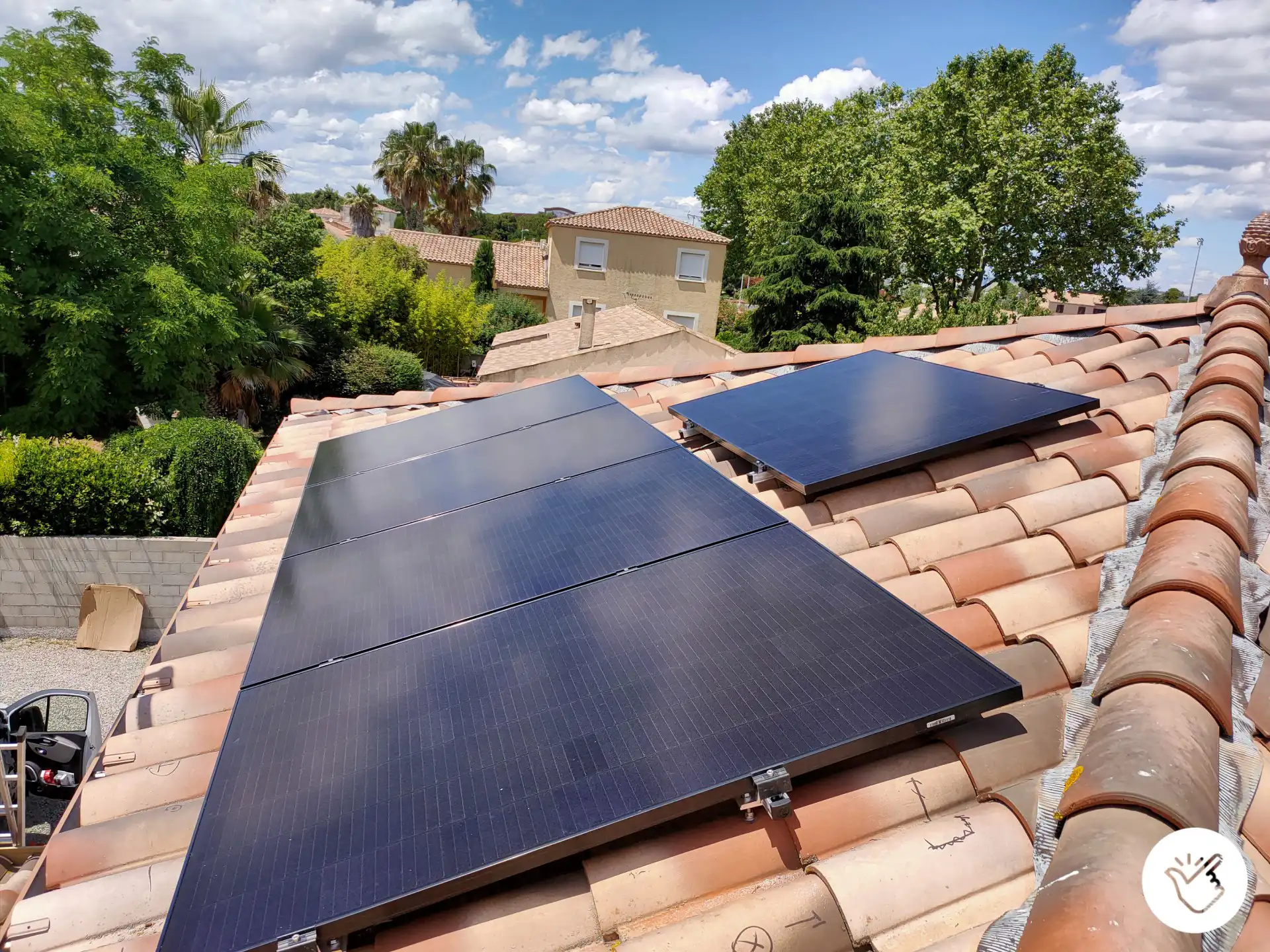 découvrez le coût d'installation d'un système photovoltaïque de 3 kwc. obtenez des informations sur les tarifs, les aides disponibles et les avantages d'investir dans l'énergie solaire pour réduire votre facture d'électricité et contribuer à la protection de l'environnement.