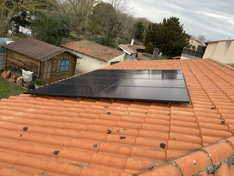 découvrez notre sélection de panneaux solaires pas chers, alliant qualité et performance. profitez d'économies sur votre facture d'électricité tout en contribuant à la protection de l'environnement. installation facile et rendement optimal garantis!