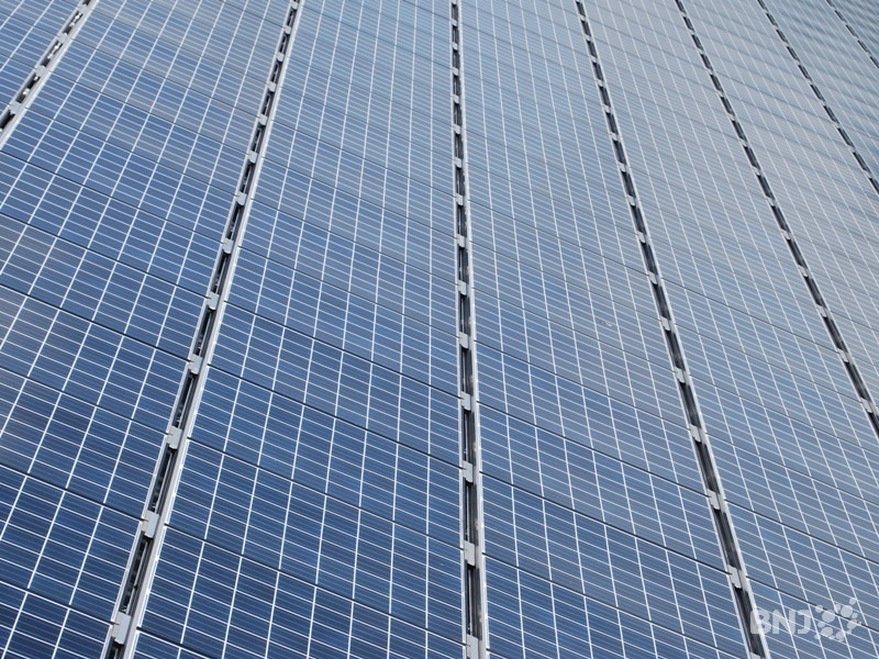 découvrez les tendances photovoltaïques de 2023 : innovations technologiques, solutions écologiques et perspectives de l'énergie solaire pour un avenir durable.