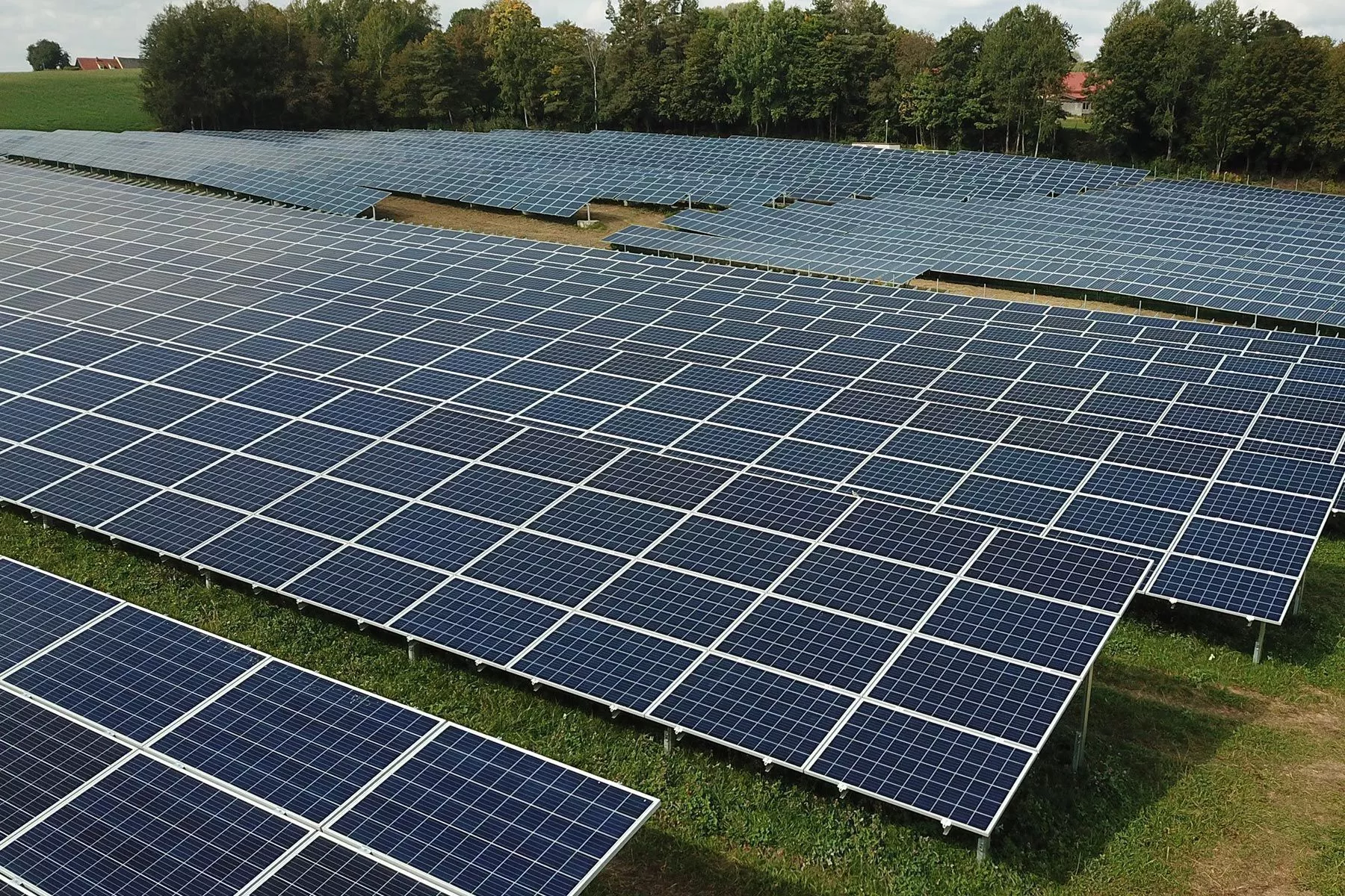 découvrez nos solutions d'installation photovoltaïque pour transformer l'énergie solaire en électricité. optez pour une énergie renouvelable, réduisez vos factures et contribuez à la protection de l'environnement.
