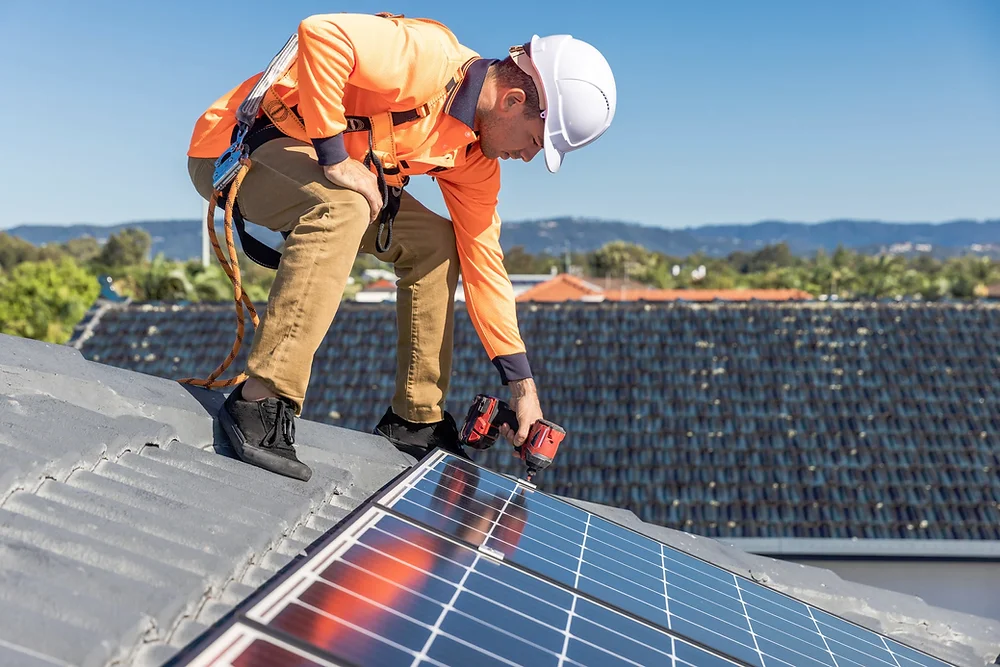 découvrez les précautions essentielles à prendre pour optimiser l'installation de vos panneaux photovoltaïques. assurez-vous d'une utilisation sécurisée et efficace de l'énergie solaire grâce à nos conseils pratiques et recommandations.