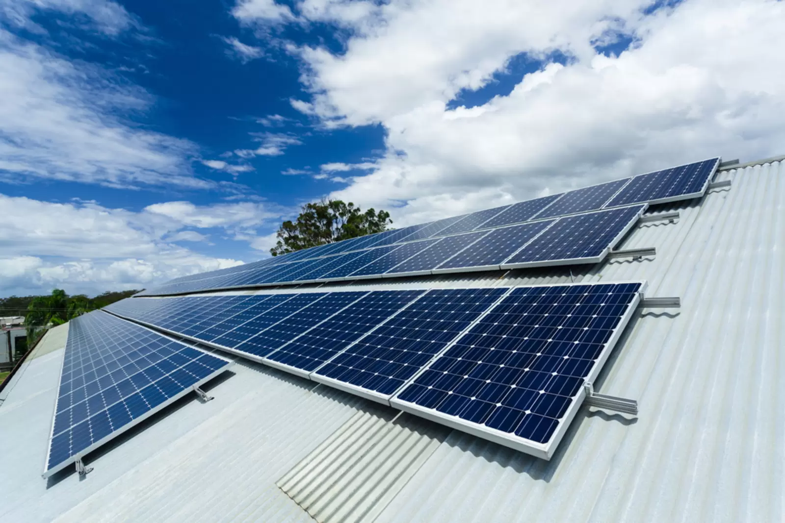 découvrez comment l'assurance photovoltaïque protège votre investissement dans l'énergie solaire. protégez votre installation contre les dommages et optimisez votre rentabilité avec des solutions sur mesure adaptées à vos besoins.