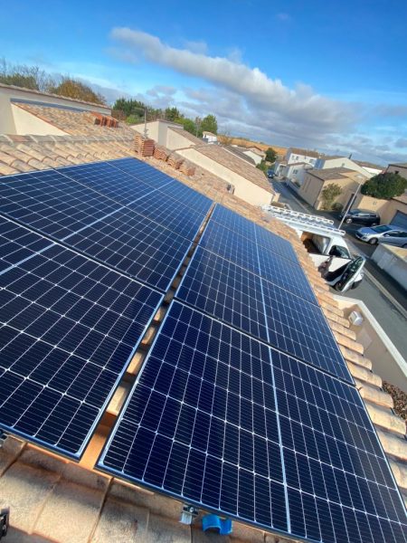 découvrez nos tarifs compétitifs pour l'installation de systèmes photovoltaïques sur une surface de 400 m². profitez d'une énergie renouvelable et réduisez vos factures d'électricité. contactez-nous pour un devis personnalisé!