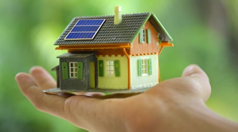 découvrez notre maison photovoltaïque, un habitat durable et éco-responsable. profitez des avantages de l'énergie solaire, réduisez vos factures d'électricité et contribuez à la protection de l'environnement grâce à notre guide complet sur l'autoconsommation et l'efficacité énergétique.