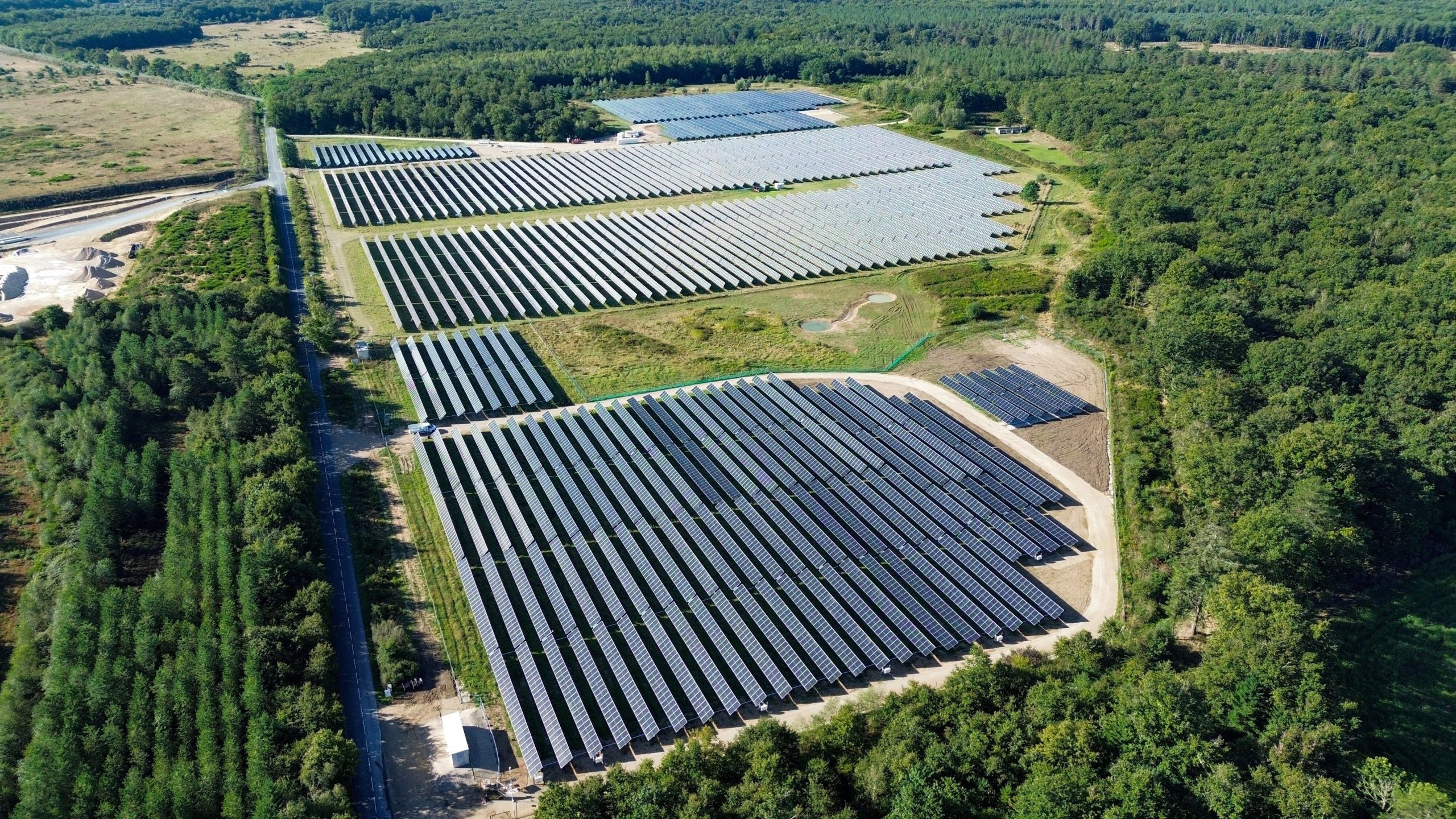 découvrez les taux d'acceptation des installations solaires en 2023, une année clé pour l'énergie renouvelable. informez-vous sur les tendances actuelles, les incitations gouvernementales et les avantages financiers liés à l'adoption des panneaux solaires.