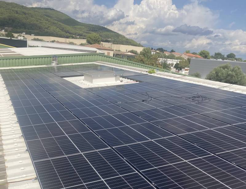 aide-panneaux-photovoltaiques-2025-12 Aide de l'État pour l'installation de panneaux photovoltaïques en 2025