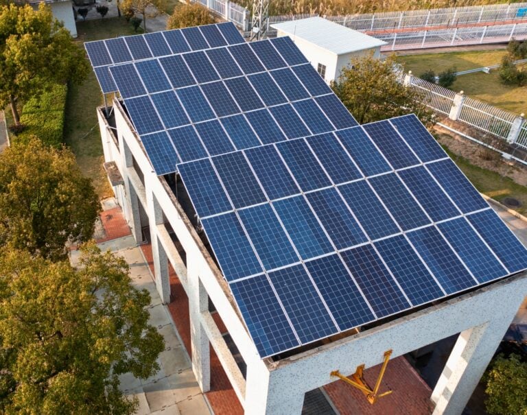 aides-panneaux-photovoltaiques-2025-20 Aides pour l'installation de panneaux photovoltaïques en auto-consommation en avril 2025