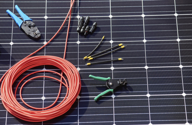 cables-photovoltaiques-1 Comprendre la section des câbles pour une installation photovoltaïque efficace
