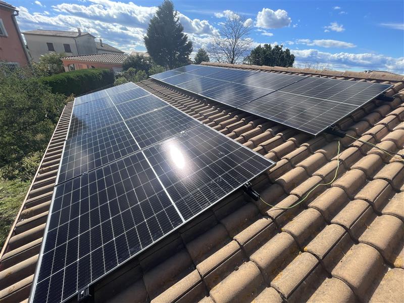 code-naf-panneaux-photovoltaiques Code naf pour l'installation de panneaux photovoltaïques : tout ce qu'il faut savoir