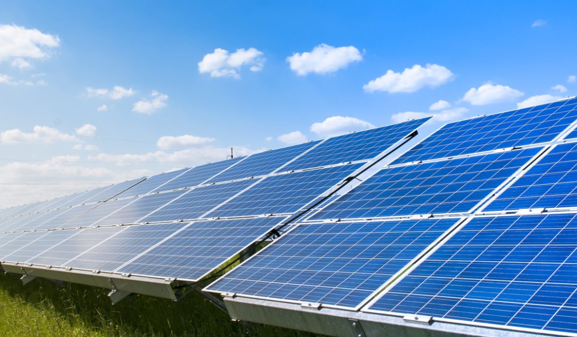 code-urbanisme-panneaux-photovoltaiques-1 L'impact du code de l'urbanisme sur l'installation de panneaux photovoltaïques