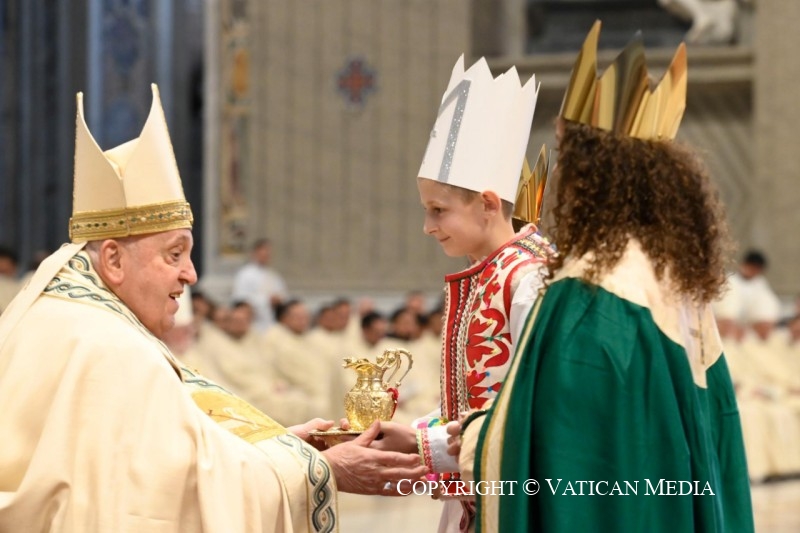 comparatif-solennites-mondiales-1 Comparatif des solennités : traditions et significations à travers le monde