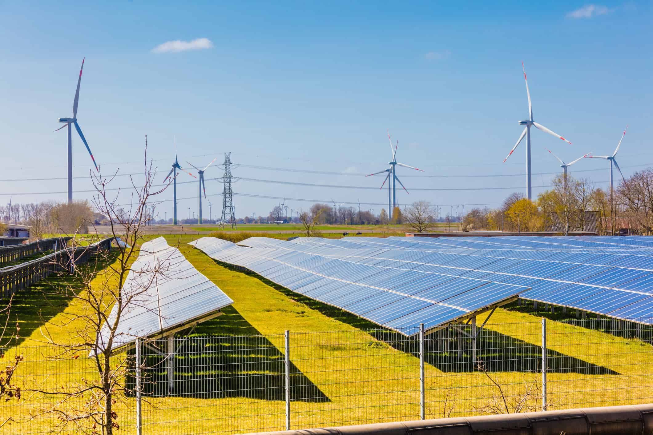 découvrez les coûts d'installation des panneaux photovoltaïques en île-de-france. informez-vous sur les prix, les aides disponibles et les avantages économiques d'une installation solaire pour optimiser votre consommation d'énergie.