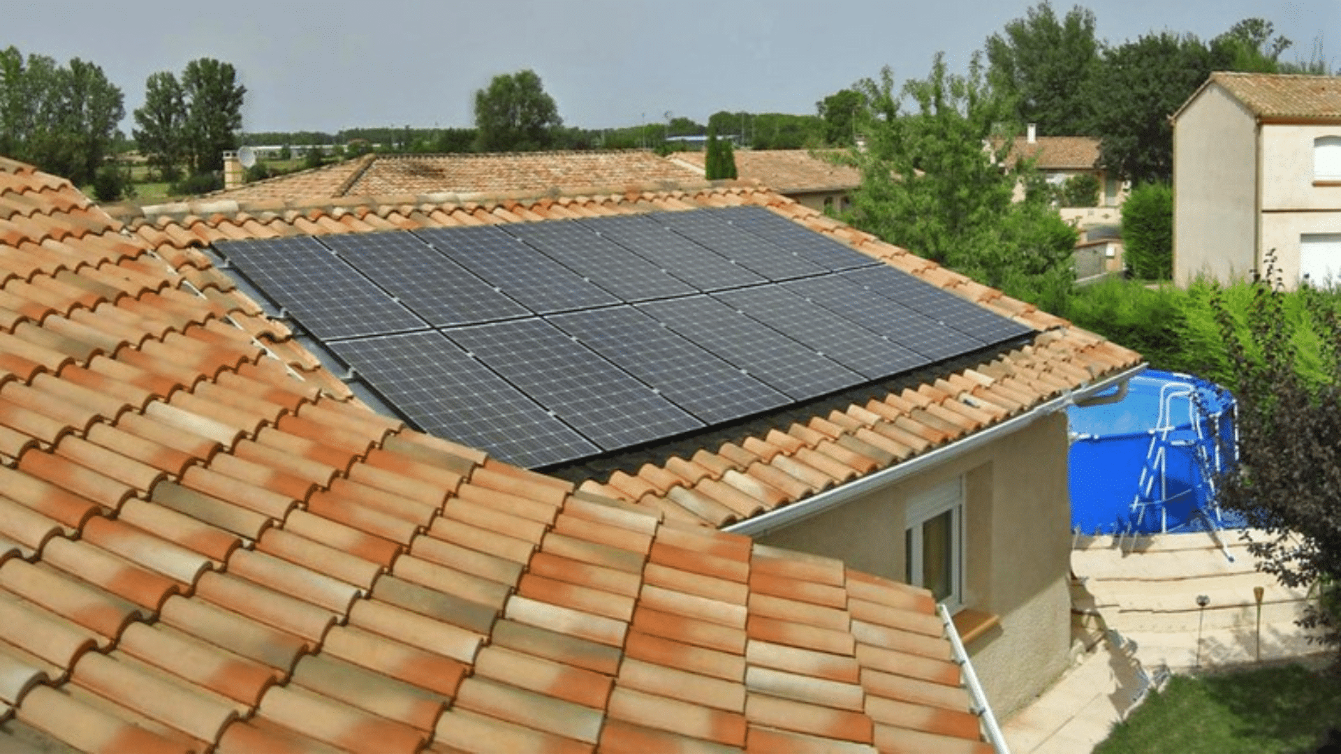 découvrez les tendances et prévisions des coûts des panneaux photovoltaïques en 2025. informez-vous sur les facteurs influençant les prix, les économies d'énergie potentielles et les avantages d'investir dans l'énergie solaire pour un avenir durable.