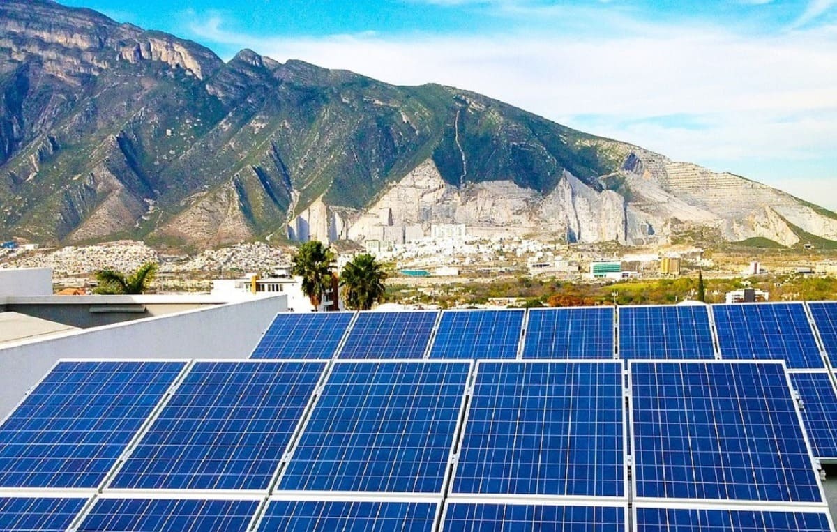 cout-panneaux-photovoltaiques-terrasse cout installation panneau micro photovoltaique sur terrasse
