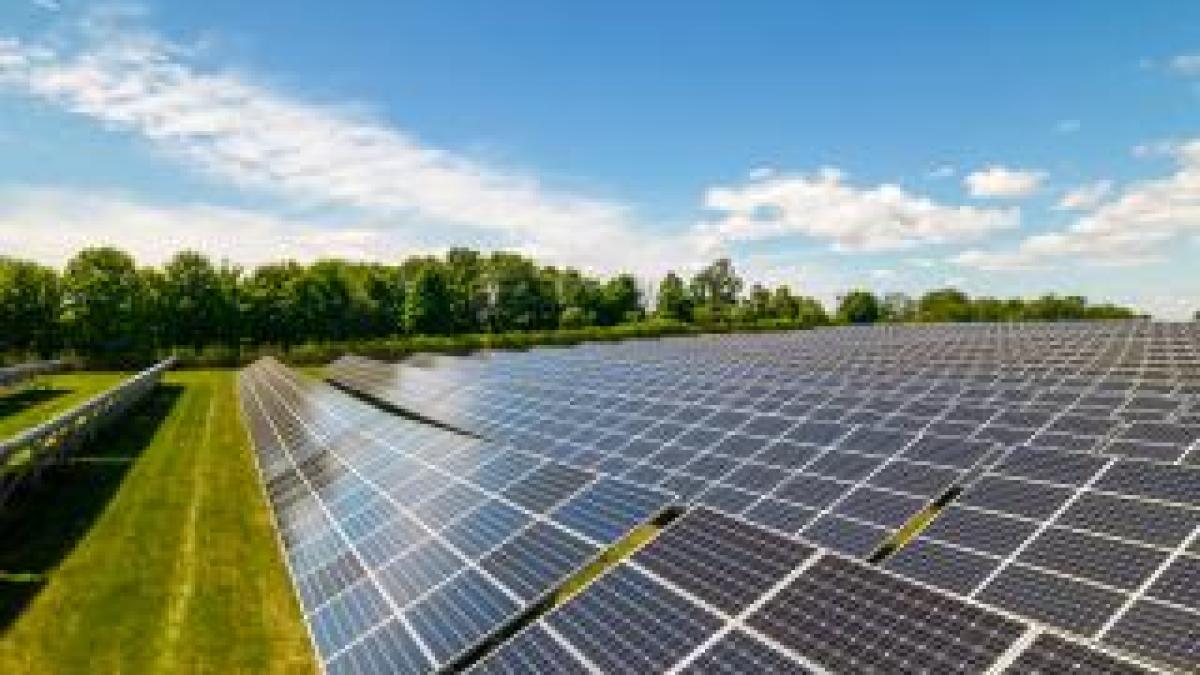 découvrez le crédit d'impôt photovoltaïque, une aide financière pour vous accompagner dans l'installation de panneaux solaires. profitez d'avantages fiscaux pour réduire votre facture d'énergie et contribuer à la transition écologique. informez-vous sur les conditions d'éligibilité et les démarches à suivre pour en bénéficier.