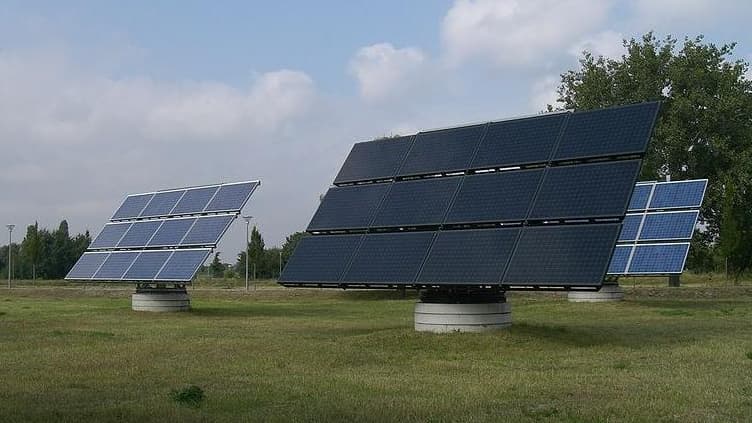 découvrez comment le crédit photovoltaïque peut vous aider à financer l'installation de panneaux solaires dans votre propriété. profitez d'avantages fiscaux et d'économies d'énergie tout en contribuant à la transition énergétique. transformez votre toiture en source d'énergie renouvelable dès aujourd'hui !