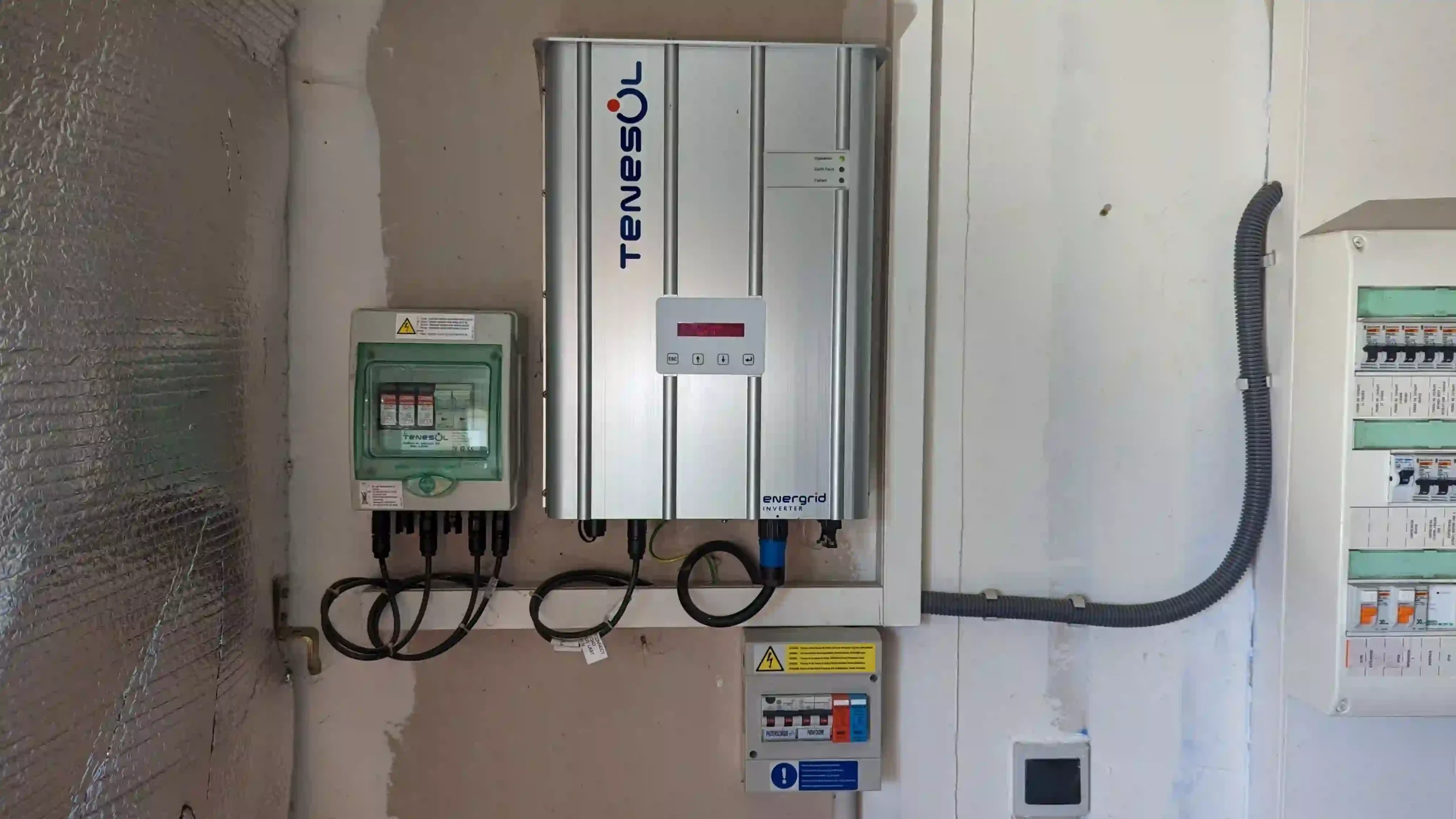 depannage-onduleurs-photovoltaique-bagnols Dépannage d'onduleurs et installation photovoltaïque à Bagnols-sur-Cèze