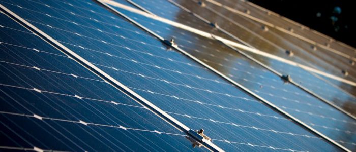 economies-panneaux-solaires-24 Découvrez pourquoi installer des panneaux solaires sur votre toiture pourrait vous faire économiser des milliers d'euros !