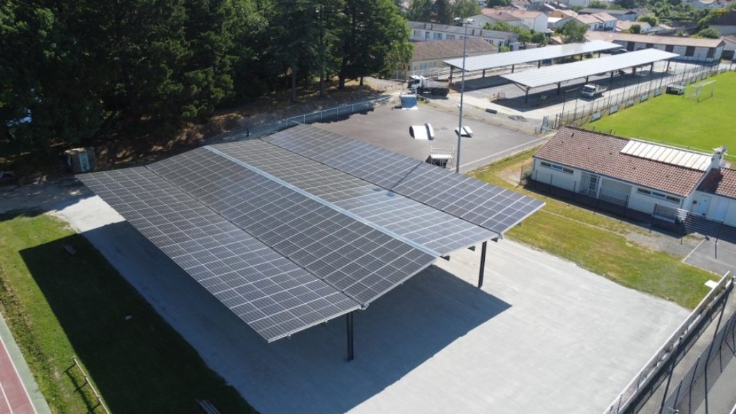 découvrez nos solutions d'installation photovoltaïque à troyes pour profiter d'une énergie renouvelable, réduire vos factures d'électricité et contribuer à la protection de l'environnement. contactez-nous pour un devis personnalisé et passez au solaire dès aujourd'hui !