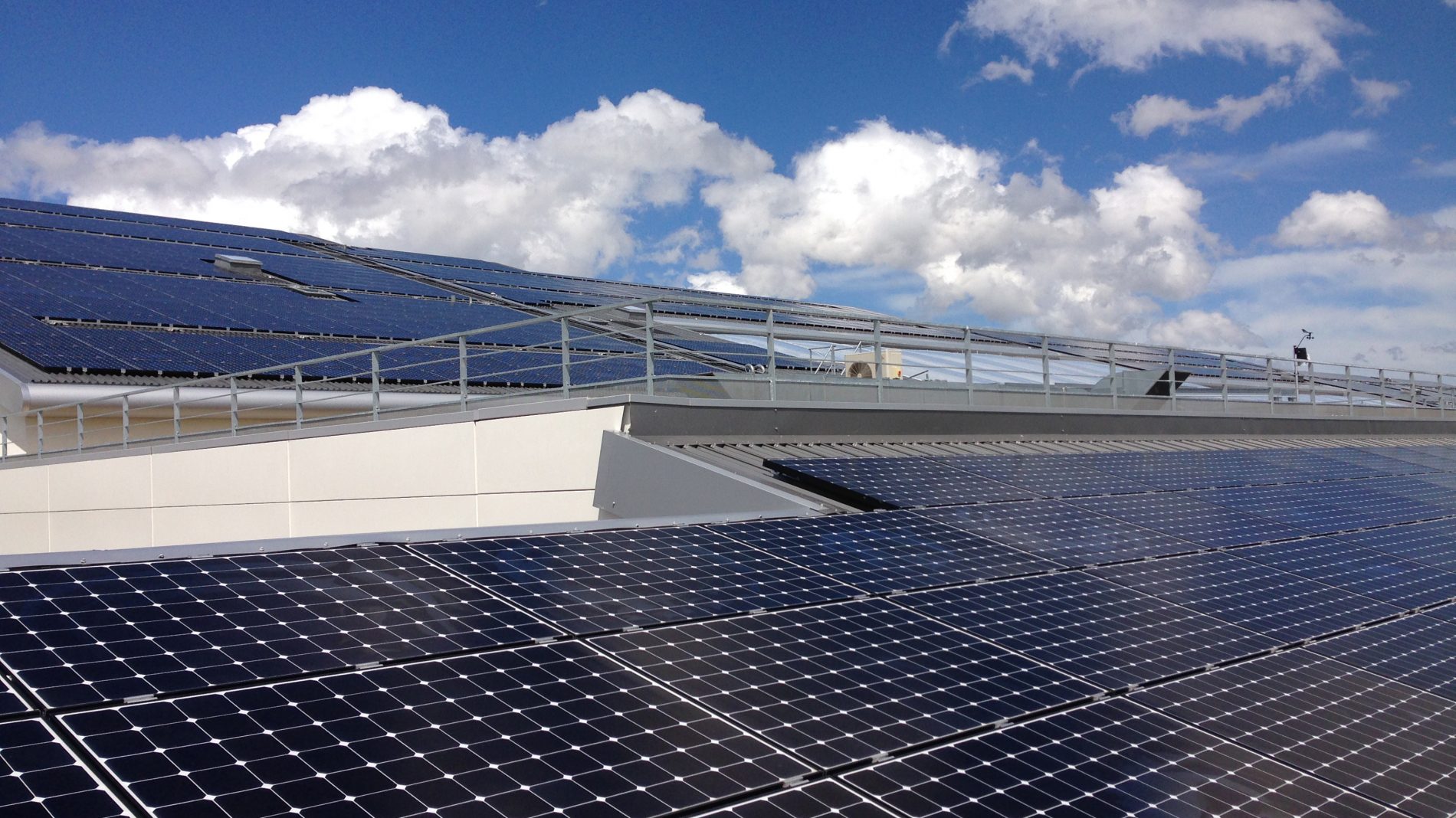formation-solaire La formation continue en énergie solaire : découvrez comment multiplier vos revenus !