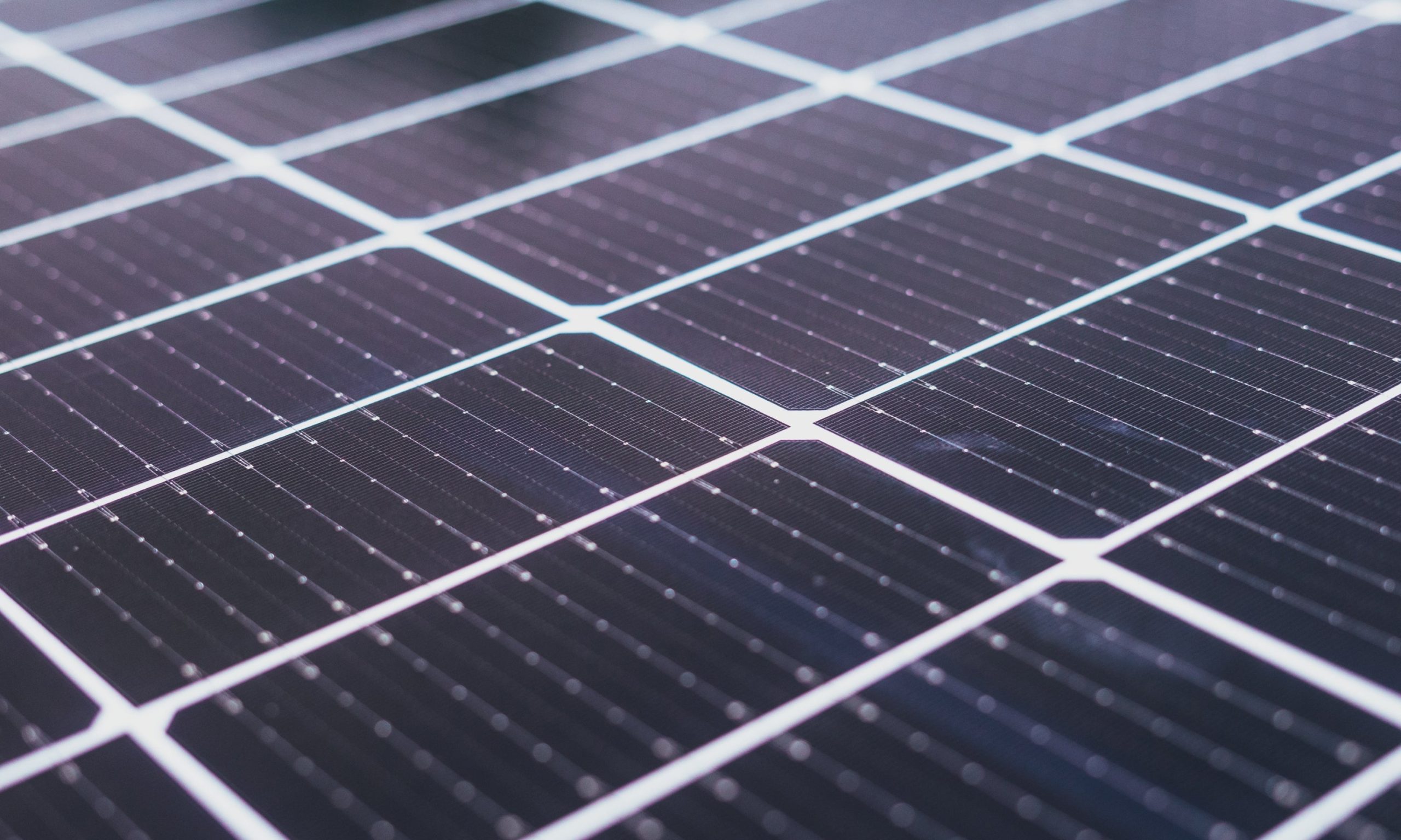 guide-autocollants-photovoltaiques-2-scaled Installation d'autocollants photovoltaïques : guide pratique et conseils