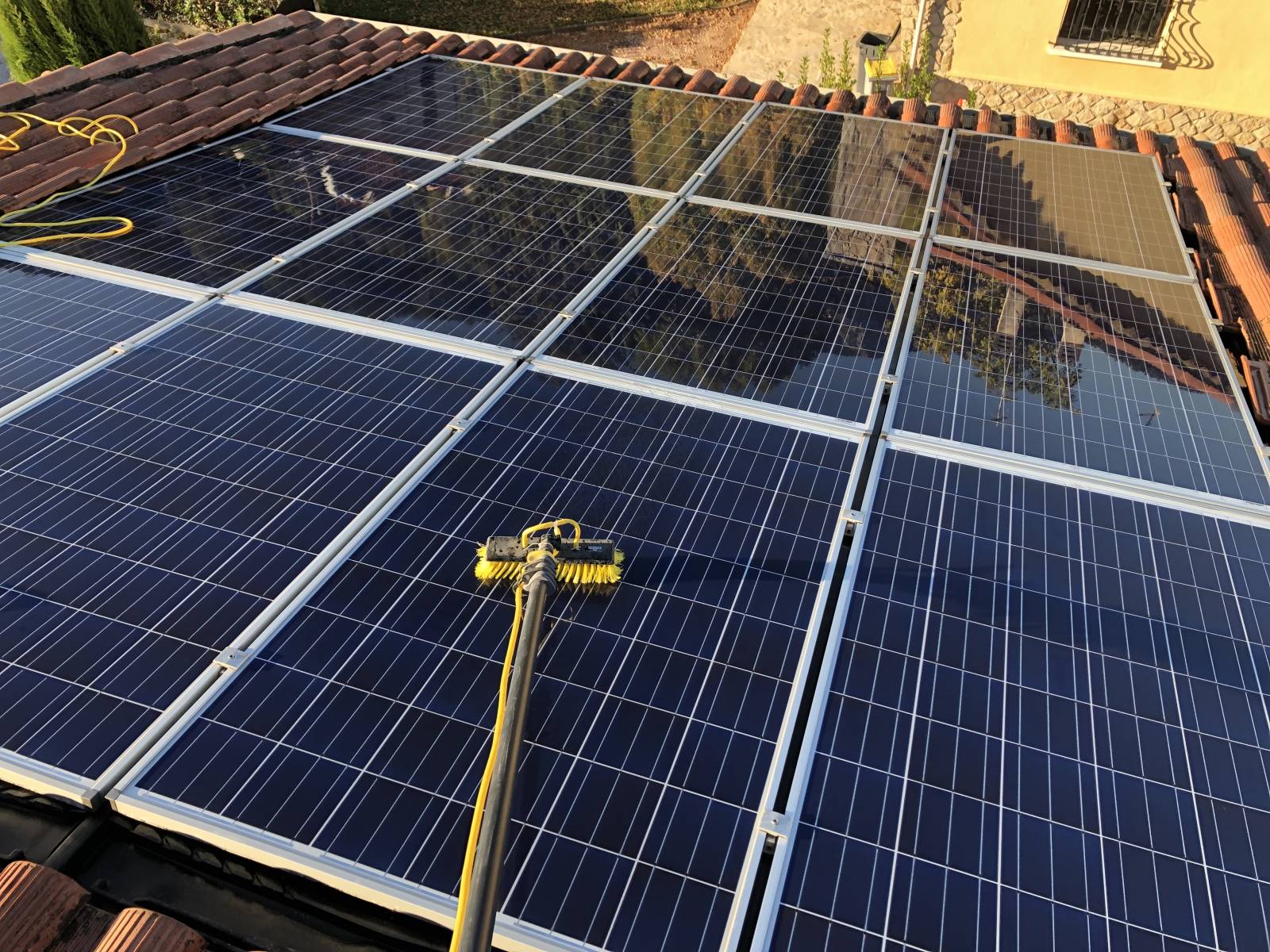 guide-panneaux-photovoltaiques-brignoles-3 Installation de panneaux photovoltaïques à Brignoles : guide complet pour les débutants