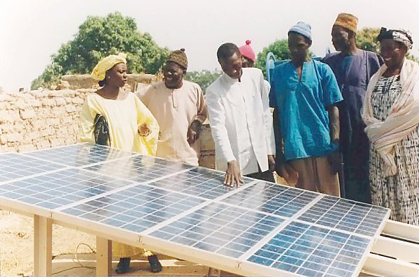 guide-photovoltaique-autonome-afrique-2 Calculer l'installation photovoltaïque autonome en Afrique : guide pratique