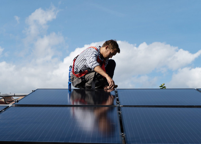 guide-photovoltaique-gard-1 Installation photovoltaïque dans le Gard : guide complet pour les particuliers