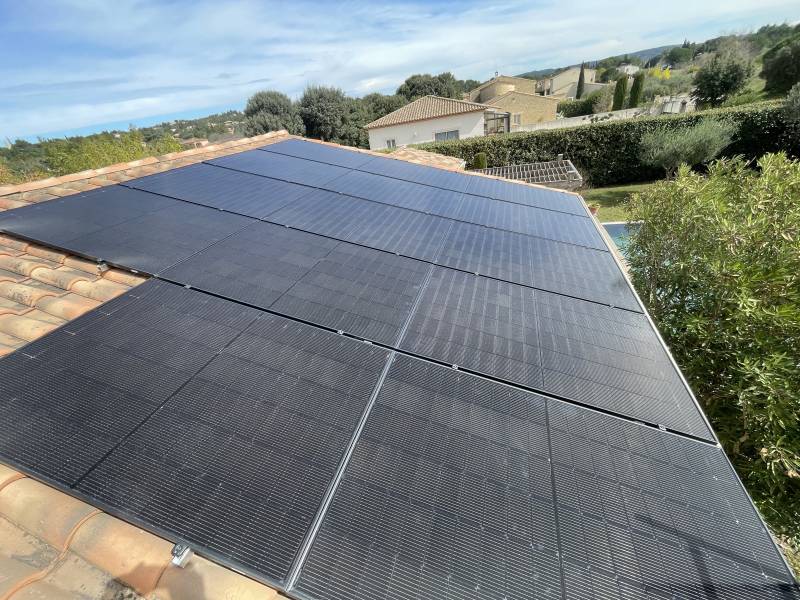 guide-photovoltaique-gard Installation photovoltaïque dans le Gard : guide complet pour les particuliers