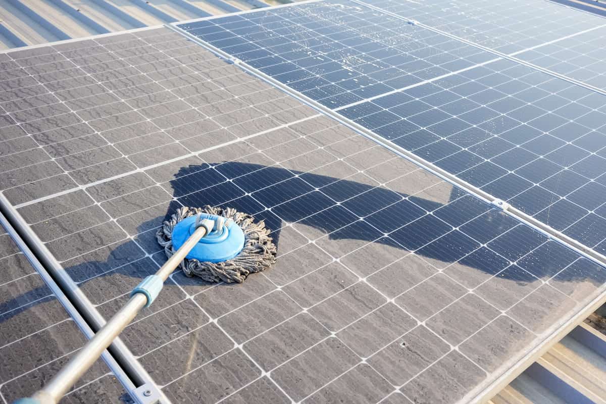 importance-verification-photovoltaiques Vérification des installations photovoltaïques : pourquoi est-ce essentiel pour votre sécurité et votre investissement ?