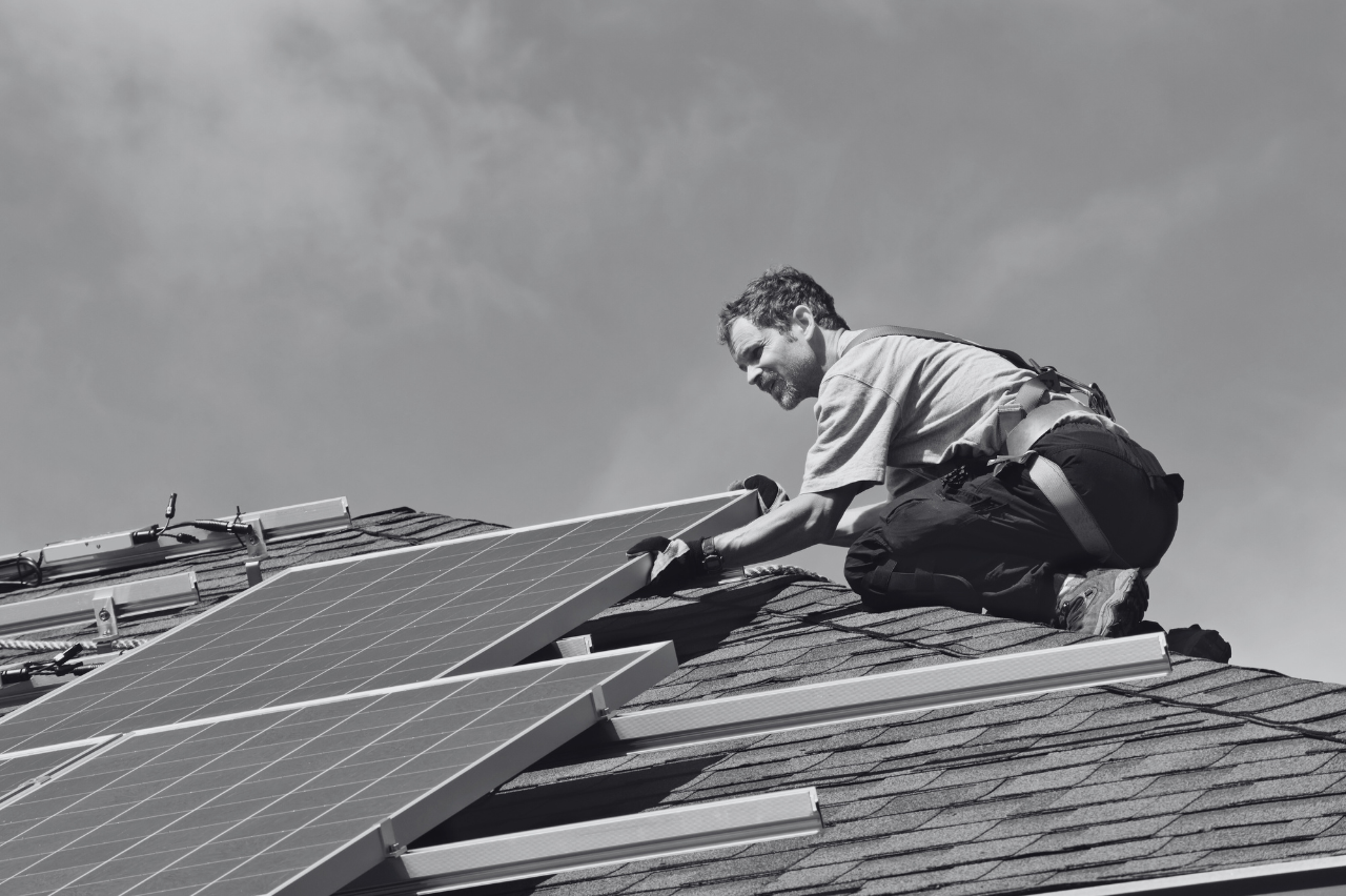 découvrez comment la législation encadre l'imposition des panneaux solaires en france. informez-vous sur les avantages fiscaux, les obligations et les impacts sur votre déclaration de revenus.