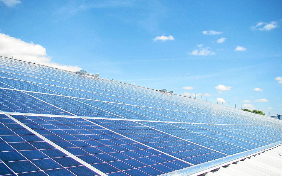 découvrez les meilleurs installateurs photovoltaïques à dinard pour optimiser votre production d'énergie solaire. profitez d'experts qualifiés pour des installations sur mesure et une transition énergétique réussie.