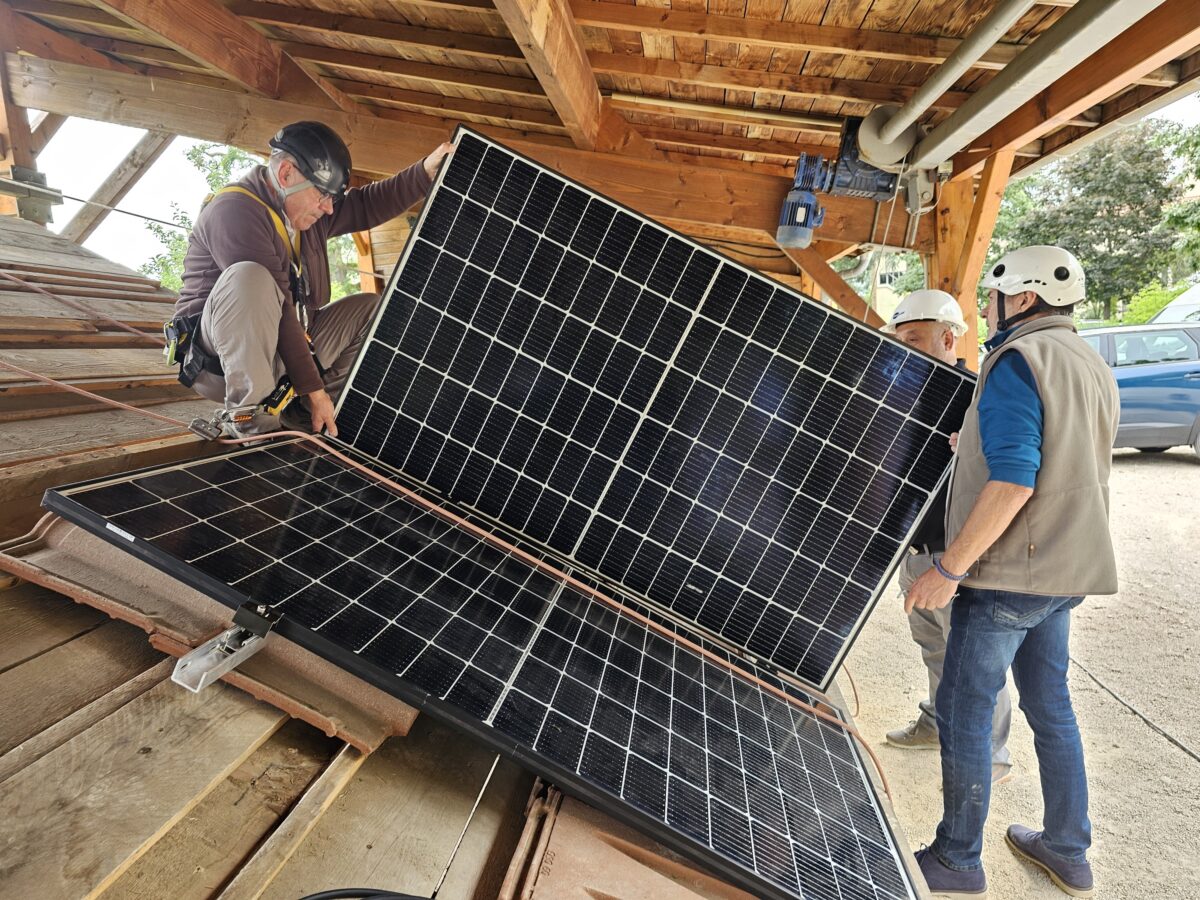 installateurs-photovoltaiques-en-expansion-2 Les installateurs photovoltaïques solaires : un métier en pleine expansion