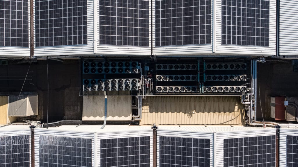 découvrez comment l'installation photovoltaïque peut transformer votre consommation d'énergie et réduire vos factures. profitez d'une énergie renouvelable et durable tout en augmentant la valeur de votre bien immobilier grâce à nos solutions adaptées.