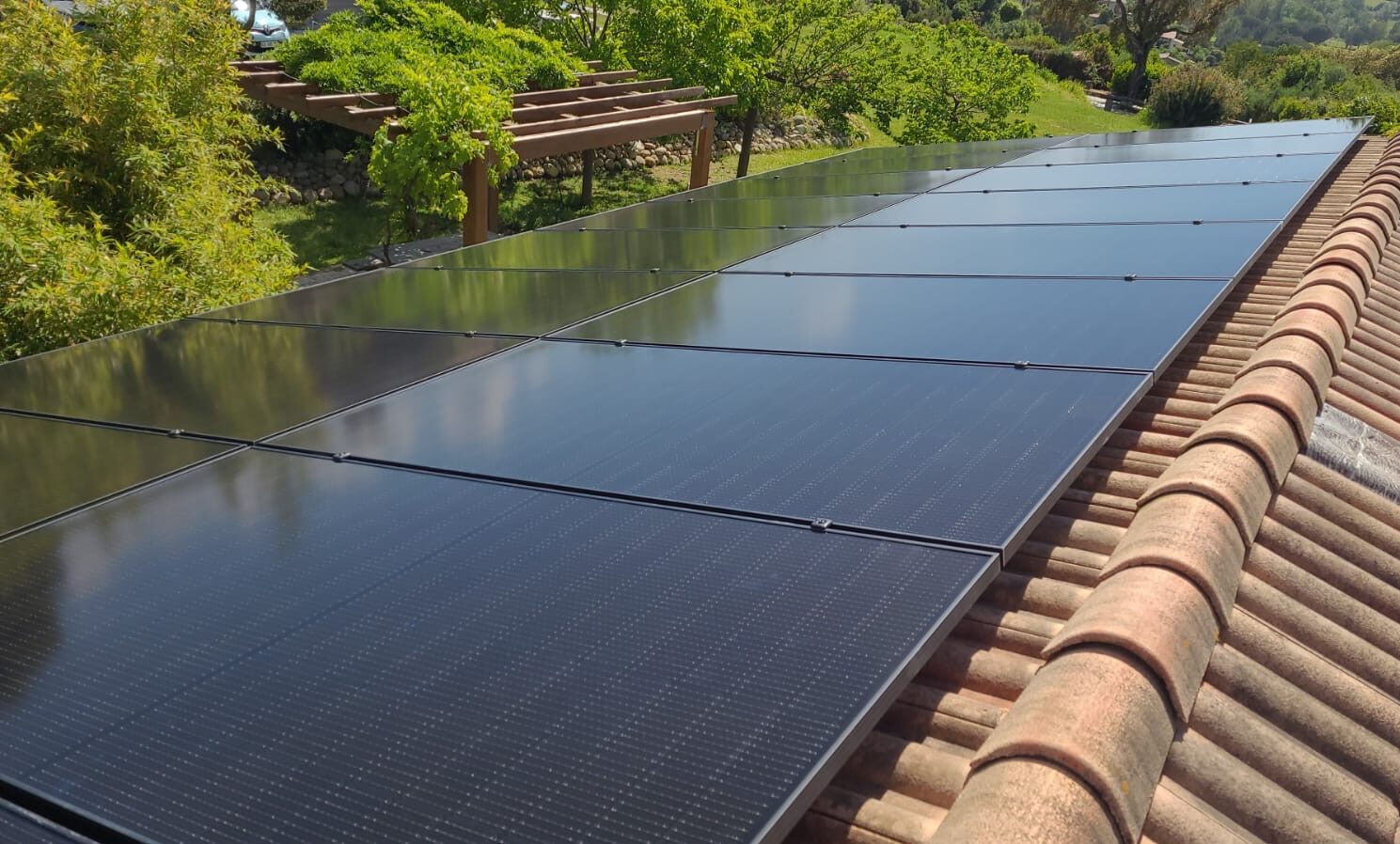 installation-photovoltaique-9-kwc-bouches-du-rhone installation photovoltaique 9 kwc bouche du rhone