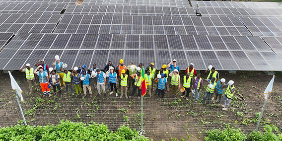 découvrez les avantages de l'énergie solaire au bénin, une source renouvelable et durable qui transforme le paysage énergétique du pays. informez-vous sur les initiatives, les technologies innovantes et les opportunités d'investissement pour une énergie propre et accessible à tous.