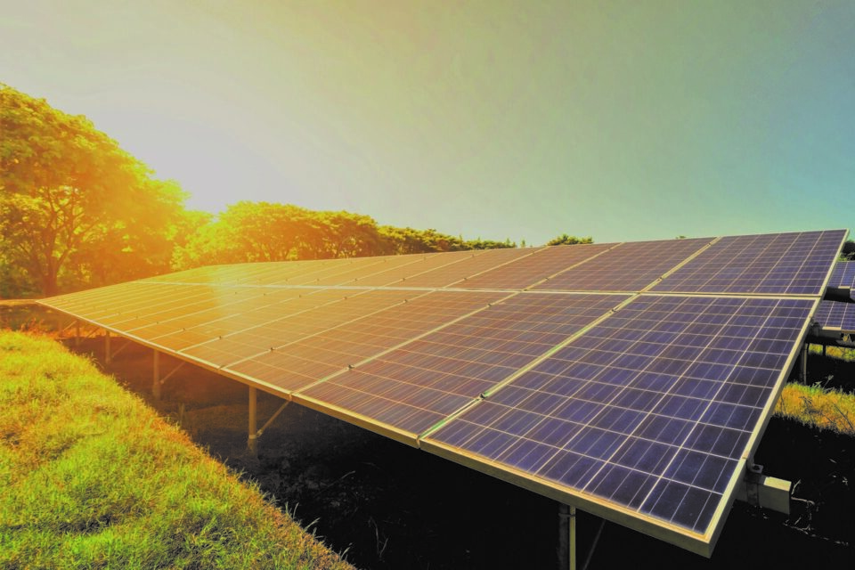 découvrez tout ce qu'il faut savoir sur le permis photovoltaïque : démarches, exigences et conseils pour installer des panneaux solaires en toute légalité. maximisez votre projet d'énergie renouvelable et contribuez à la transition énergétique.