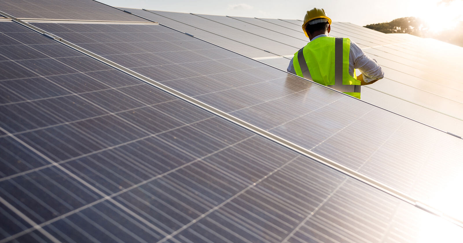 découvrez tout ce qu'il faut savoir sur l'autorisation photovoltaïque : étapes, exigences et conseils pour intégrer les panneaux solaires dans votre projet tout en respectant la réglementation en vigueur.