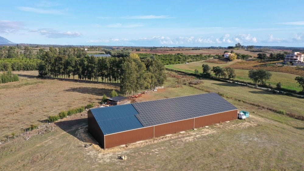 découvrez les avantages des panneaux solaires en corse : une solution énergétique durable pour profiter du soleil et réduire votre facture d'électricité. informez-vous sur les installations, les subventions disponibles et l'impact écologique en adoptant l'énergie solaire dans cette belle région.