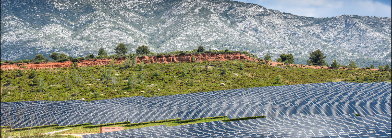 découvrez les avantages de l'installation photovoltaïque edf pour produire votre propre électricité verte. transformez votre toiture en source d'énergie renouvelable et bénéficiez d'économies sur votre facture d'électricité tout en contribuant à la protection de l'environnement.