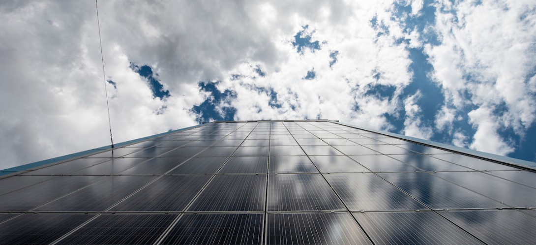 découvrez les solutions de photovoltaïque industriel à genève pour optimiser votre production d'énergie. profitez d'installations sur mesure, écologiques et rentables, tout en contribuant à la transition énergétique.