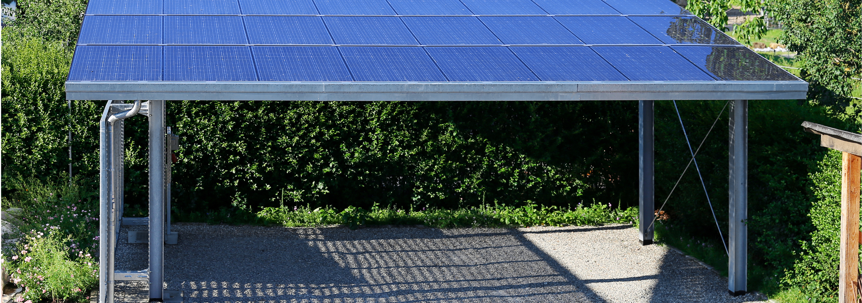 découvrez comment l'installation photovoltaïque peut transformer votre habitat en une source d'énergie renouvelable et économique. apprenez les avantages, le processus d'installation et les aides disponibles pour optimiser votre investissement solaire.