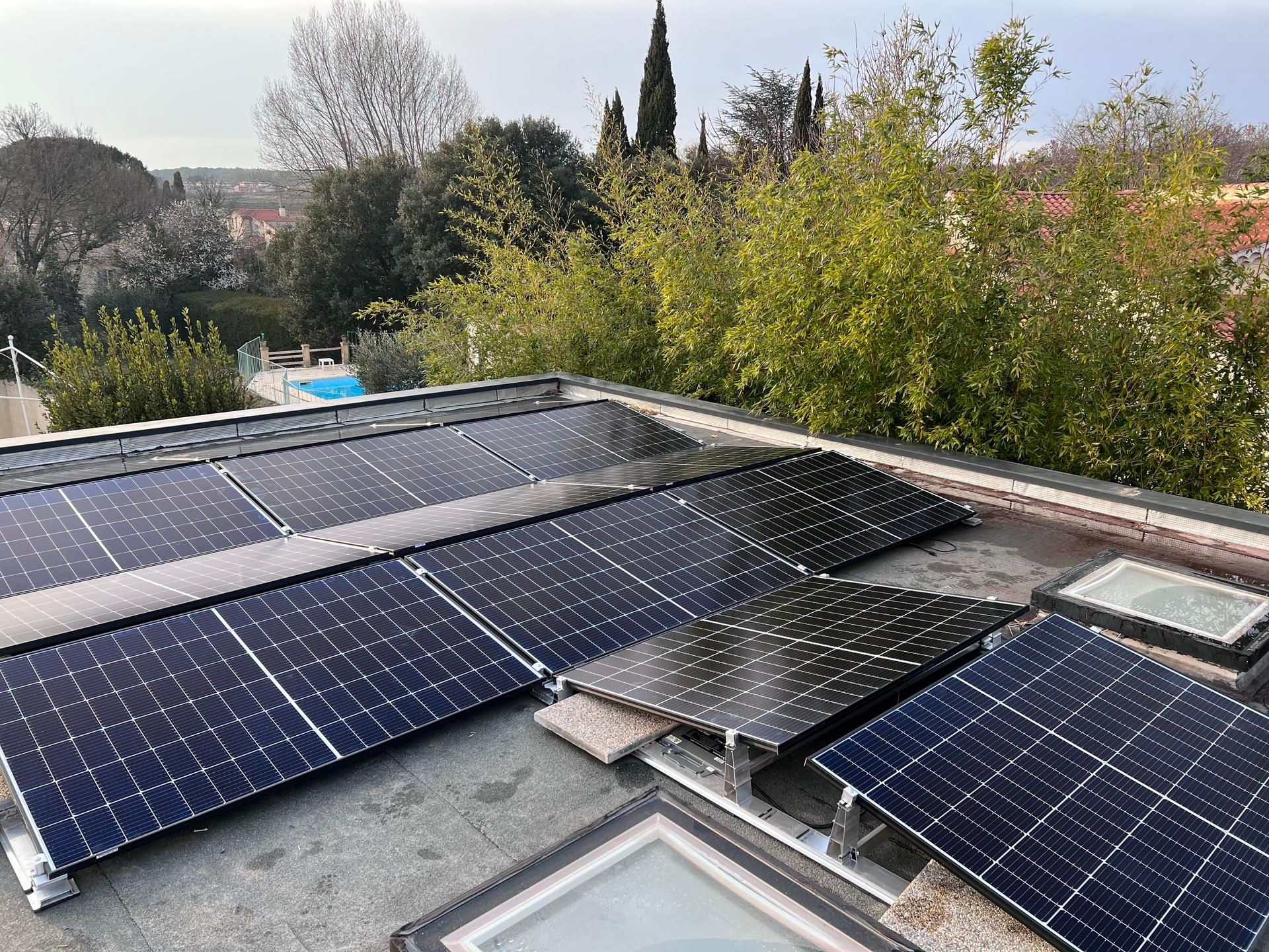 découvrez les solutions d'installation photovoltaïque à pont-saint-esprit pour produire votre propre énergie renouvelable. profitez d'économies sur votre facture d'électricité tout en contribuant à la protection de l'environnement. contactez-nous pour un devis personnalisé et des conseils d'experts.