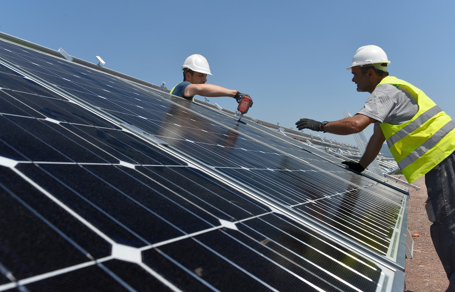découvrez les avantages d'une installation photovoltaïque pour votre maison ou entreprise. profitez d'une énergie renouvelable et réduisez vos factures d'électricité tout en contribuant à la protection de l'environnement.