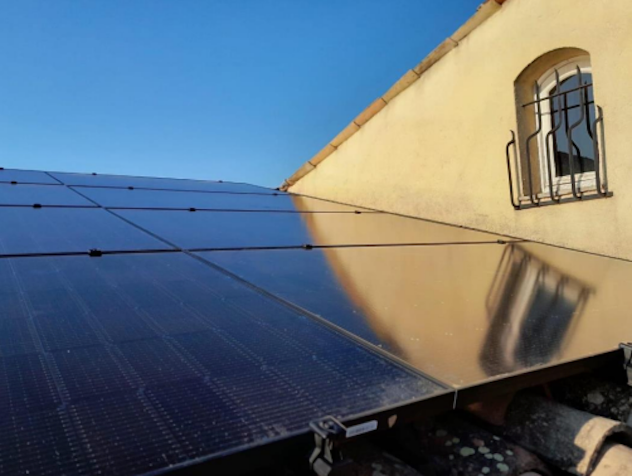 découvrez notre service d'installation de systèmes photovoltaïques de plus de 10 kwc. profitez d'une énergie renouvelable efficace pour réduire vos factures d'électricité et contribuer à la protection de l'environnement. bénéficiez d'un accompagnement personnalisé et d'une expertise reconnue dans le domaine des énergies solaires.