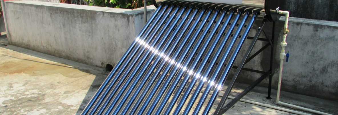 découvrez comment les panneaux solaires sur eau révolutionnent la production d'énergie renouvelable en alliant technologie et durabilité. profitez des avantages de cette innovation pour optimiser votre consommation énergétique tout en préservant l'environnement.