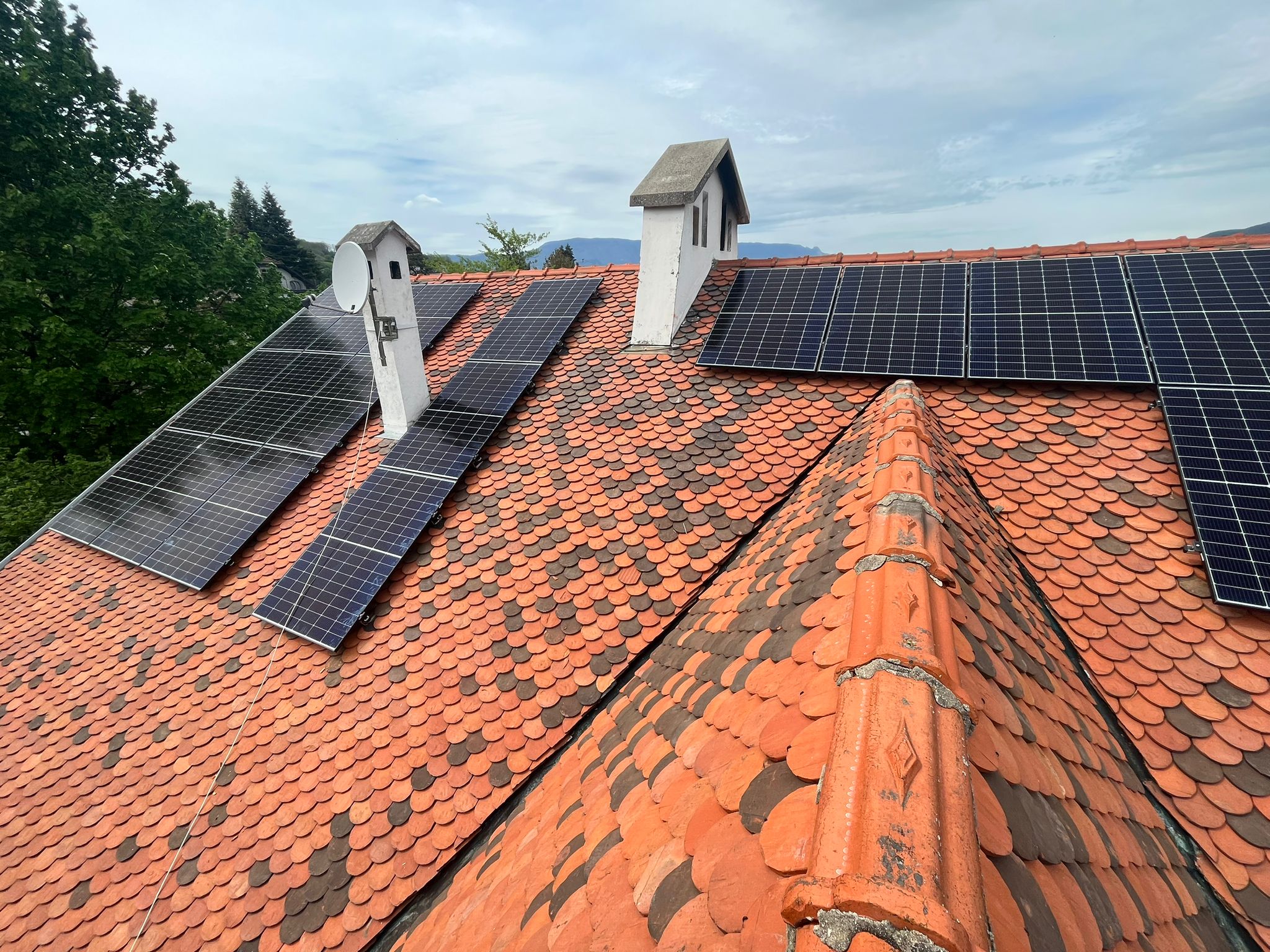 découvrez les avantages de la surimposition photovoltaïque, une technique innovante pour maximiser l'efficacité de votre installation solaire. apprenez comment cette méthode permet d'optimiser la production d'énergie tout en minimisant les coûts, et transformez votre approche énergétique grâce à des solutions durables et performantes.
