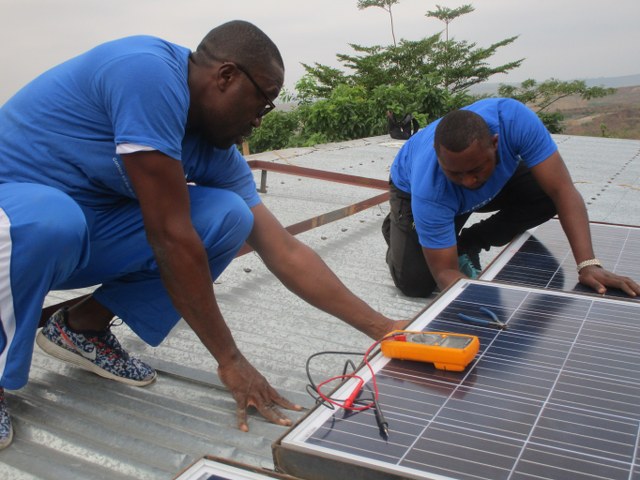 installation-solaire-congo-1 distribution installation energie solaire photovoltaique au congo brazzaville
