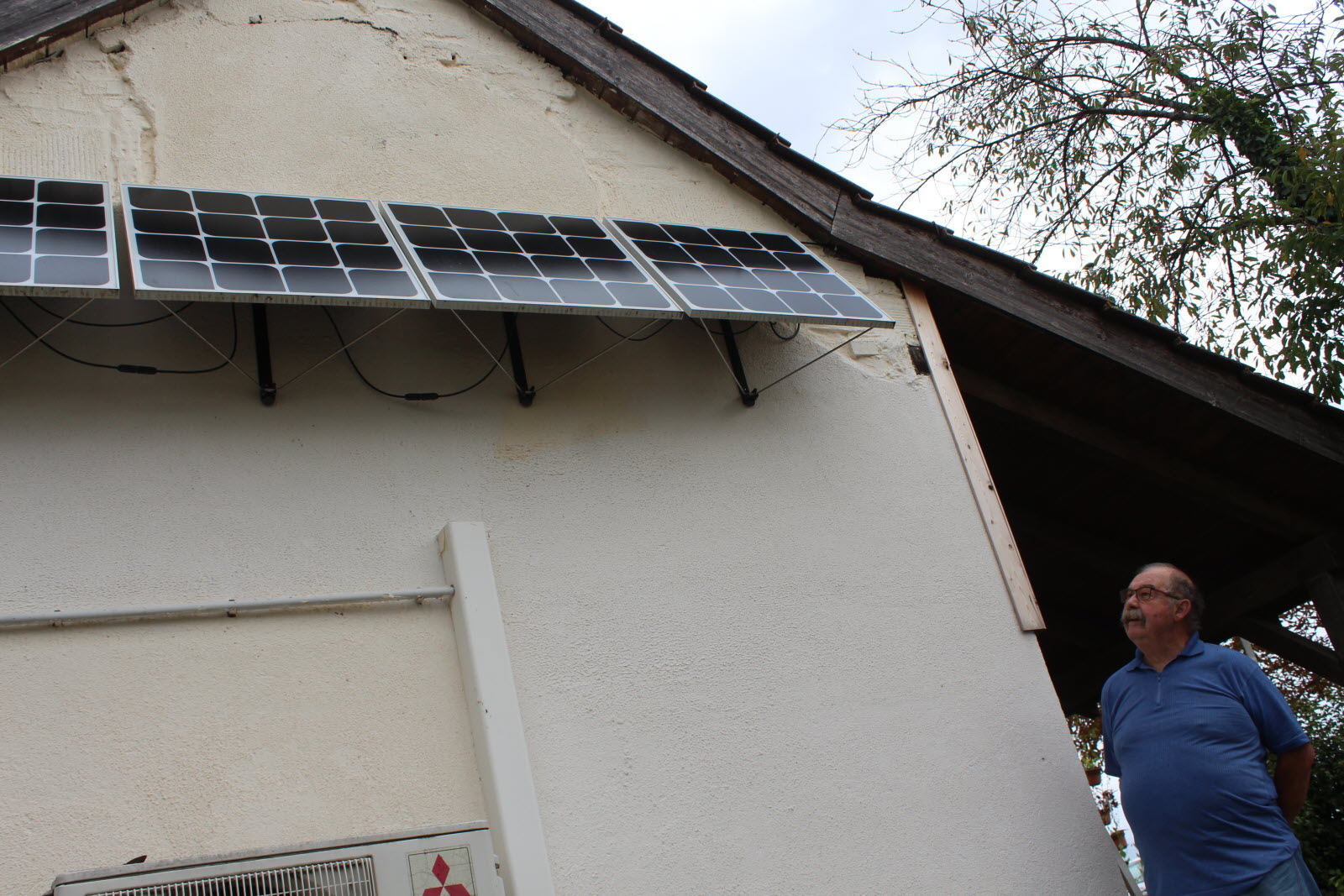 installer-panneaux-solaires-facilement-2 Découvrez comment installer des panneaux solaires facilement sans compétences techniques